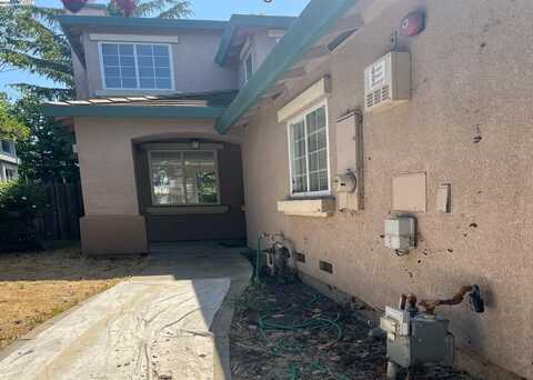 829 Berryessa Ct, Livermore, CA 94551