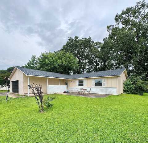 203 Warwick Lane, Idabel, OK 74745
