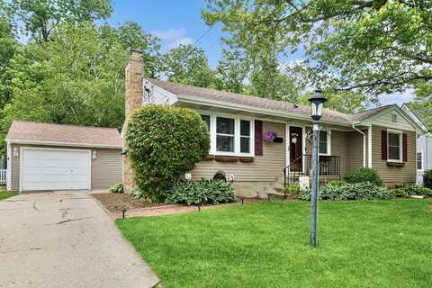 207 S. Van Buren Street, East Dundee, IL 60118