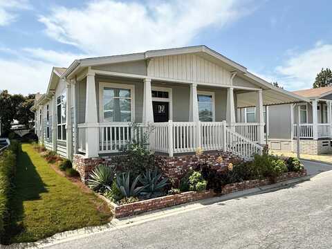 3595 Santa Fe Avenue, Long Beach, CA 90810