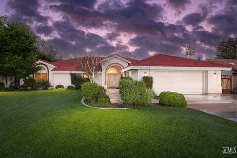 1412 Longreach Drive, Bakersfield, CA 93314