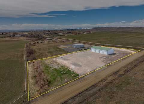 74 McPherson Ln, Riverton, WY 82501