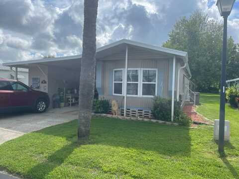 52 Woodside Lane, Winter Haven, FL 33881