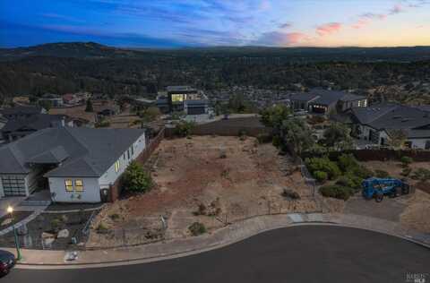 3706 Giorno Court, Santa Rosa, CA 95404