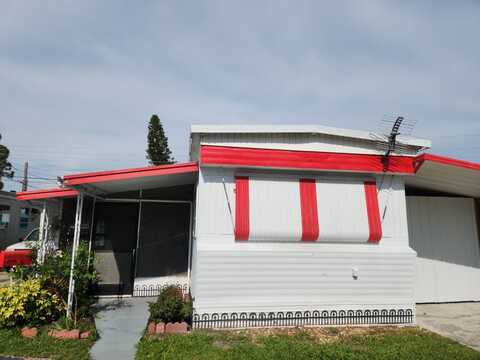 9333 Park Blvd, Seminole, FL 33777