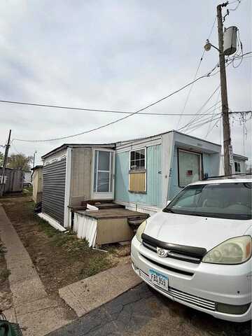 2825 SE14th St, Des Moines, IA 50320