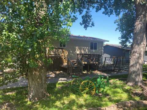 209` West 7th St, Redfield, SD 57469