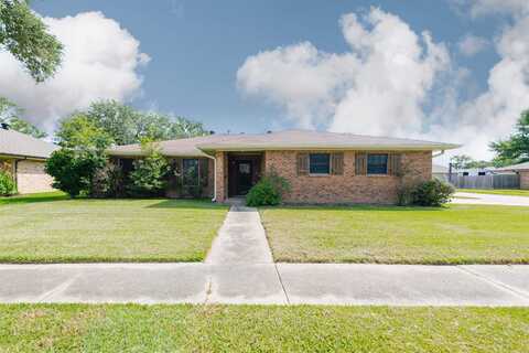 600 Wellington Dr, Houma, LA 70360