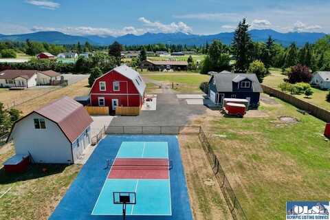 132 Milky Way, Sequim, WA 98382