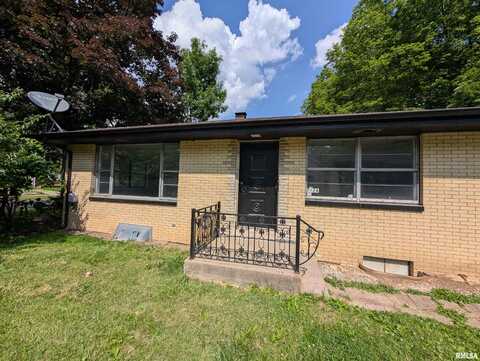 2426 N PEORIA Avenue, Peoria, IL 61603