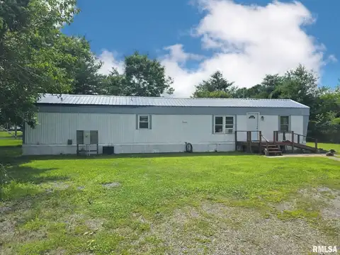 405 N MAIN Street, Royalton, IL 62983