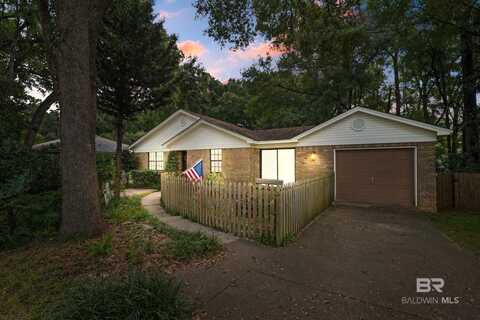 513 3rd Street, Fairhope, AL 36532