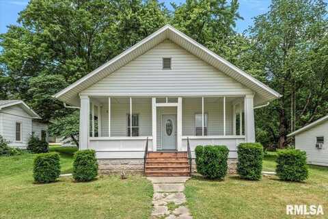 708 E 5TH Street, Pana, IL 62557