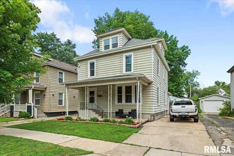 826 S DOUGLAS Avenue, Springfield, IL 62704