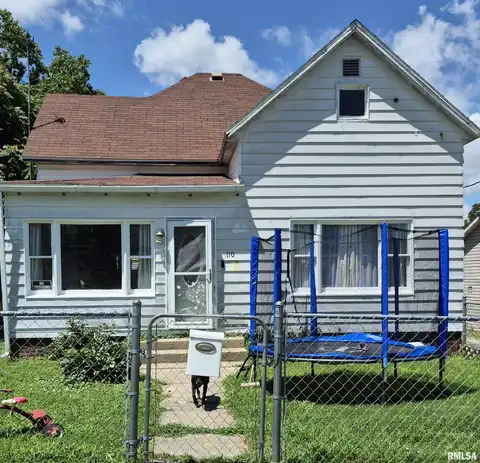 110 W PARK Street, Harrisburg, IL 62946