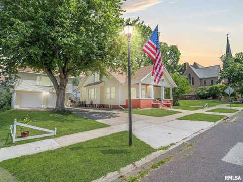405 WASHINGTON Street, Pekin, IL 61554
