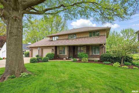 4444 SPRING Street, Davenport, IA 52807