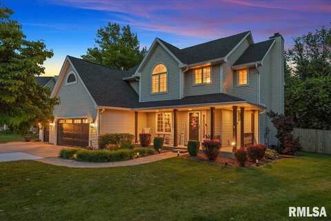 820 E SPRUCE Street, Chatham, IL 62629