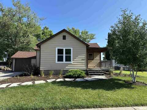 204 W ROBINSON Street, Goodfield, IL 61742
