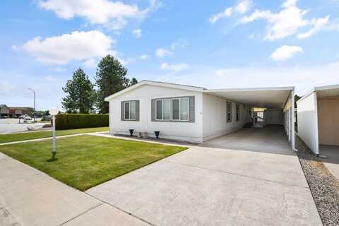 312 N Columbia Center Blvd #35, Kennewick, WA 99336