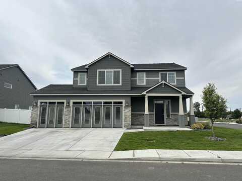 303 Jade Ave, Grandview, WA 98930