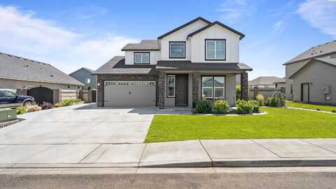 8215 Cardinal Peak St., West Richland, WA 99353