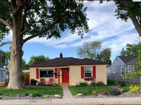 1110 W 1st Ave., Kennewick, WA 99336