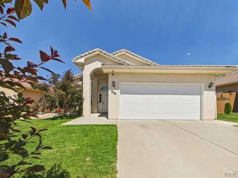 948 Willowcrest Dr, Pueblo, CO 81005