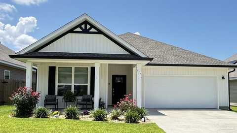 257 Camellia Dr, Cantonment, FL 32533