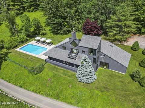 44 Prospect Hill Rd, Stockbridge, MA 01262