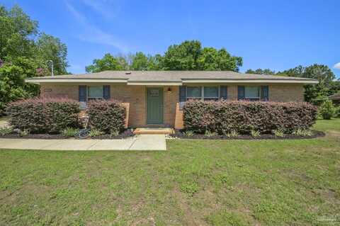 5519 Royal St, Crestview, FL 32539