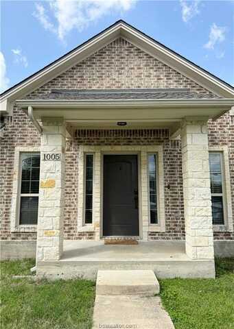 1005 Dominik Drive, College Station, TX 77840