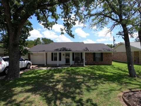 3105 Heatherwood Drive, Bryan, TX 77801