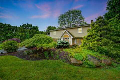938 Meadow Circle, Bethlehem, PA 18017
