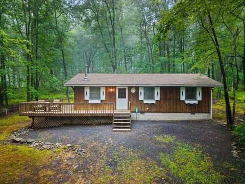 1081 Maple Lake Drive, Bushkill, PA 18324