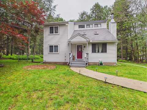 51 Blue Spruce Road, Albrightsville, PA 18210