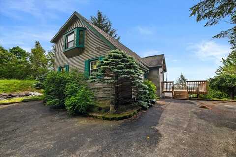 605 Clearview Drive S, Long Pond, PA 18334