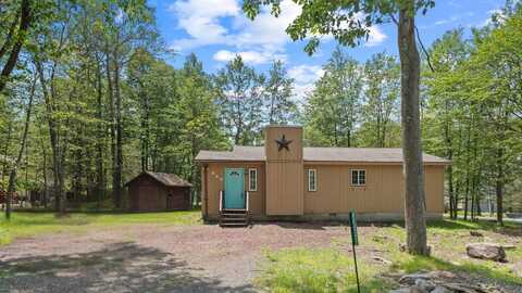 8531 Hillcrest Drive, Tobyhanna, PA 18466
