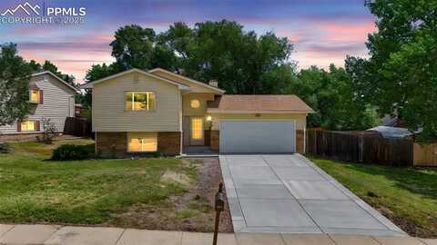 1825 Moran Court, Colorado Springs, CO 80915