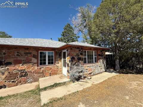 1117 E 6th Street, La Junta, CO 81050