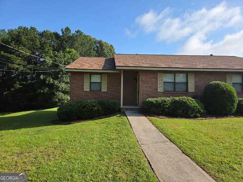 8457 Pineland Drive, Jonesboro, GA 30238