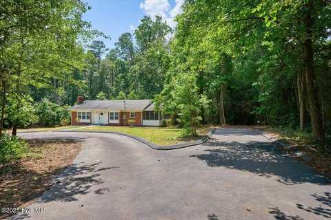 804 S Mcneill Street, Carthage, NC 28327