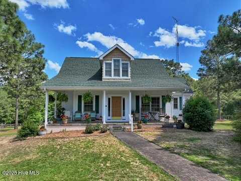 334 Hennings Drive, Vass, NC 28394