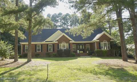 145 Royal Woods Way, Whispering Pines, NC 28327