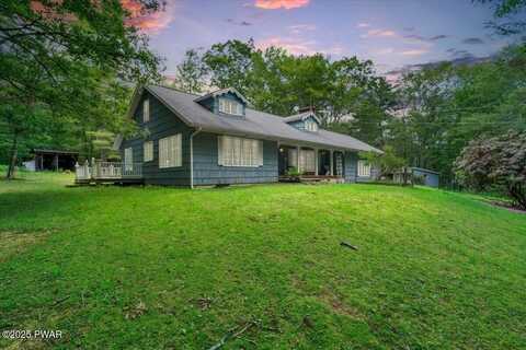 118 Deweys Drive Drive, Dingmans Ferry, PA 18328