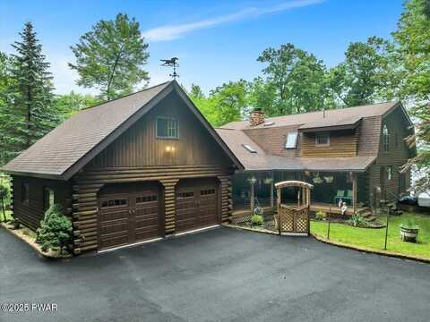 210 Fawn Lake Drive, Hawley, PA 18428