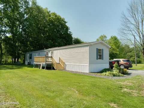 14 Evergreen Dr MHP, Jefferson Township, PA 18436