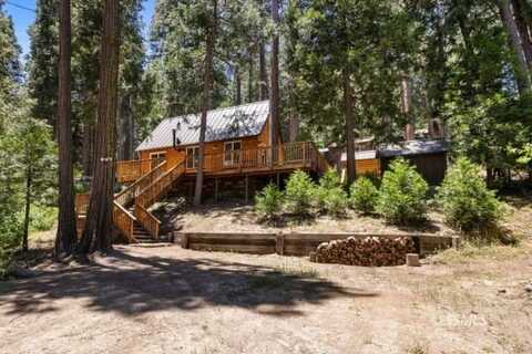 10515 Spruce DR, Wofford Heights, CA 93285