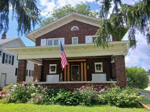 511 Richardson, ASHTON, IL 61006