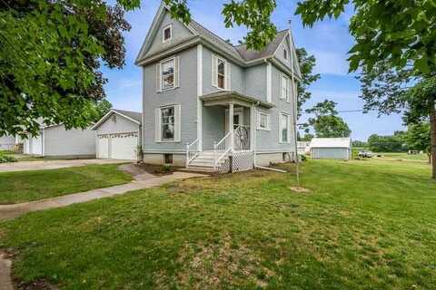 202 E Chicago, DAVIS JUNCTION, IL 61020